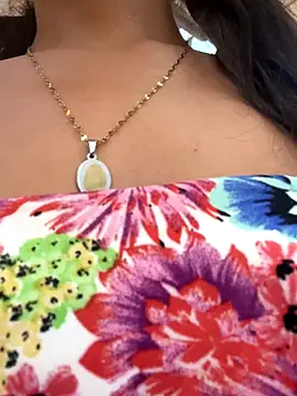 Sweed-virgin-pussy's cam snapshot