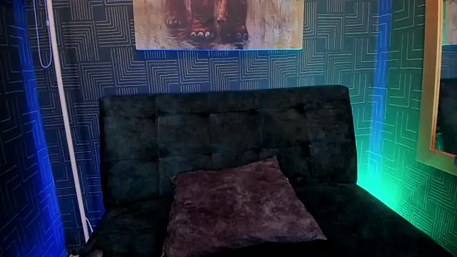 LalilaBrunette's cam snapshot