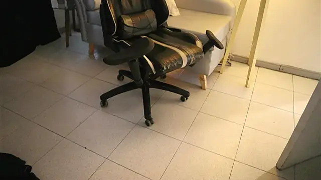 Daisha_Riley's cam snapshot