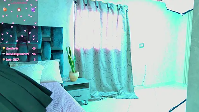 Luna_sophya's cam snapshot