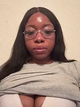 SwissMirelle's cam snapshot