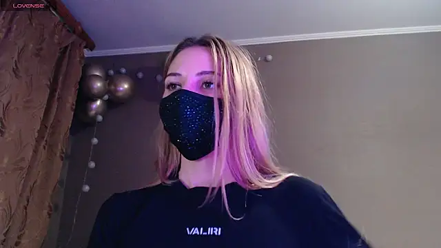 Iris_lave's cam snapshot