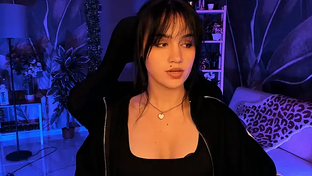 MonicaFarmer's cam snapshot