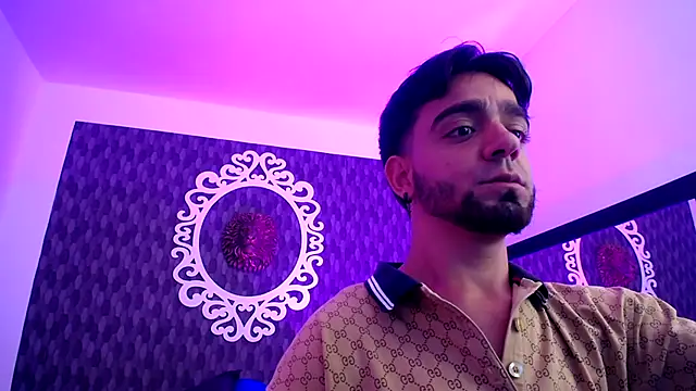 Dereck_Jhonsonn live sex cam