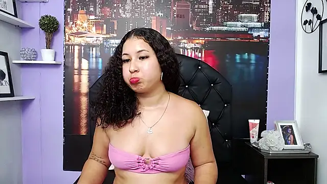 SabrinaRoux's cam snapshot