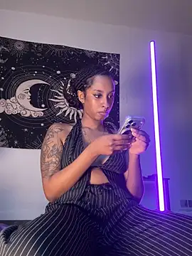 Your_Paris's cam snapshot