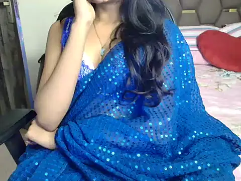 CUTE_princess_143's cam snapshot