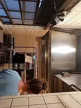 sarahkat86's cam snapshot