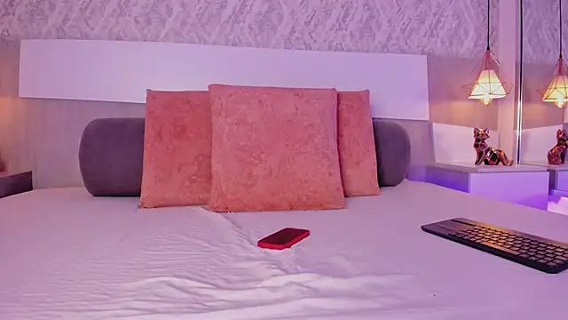 AishaPeyton's cam snapshot