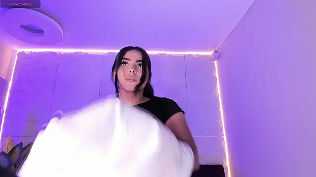 LovelyEyesx's cam snapshot