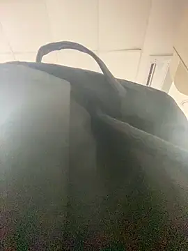 lucioliveira's cam snapshot