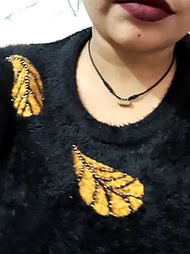 Indian-Nazia's cam snapshot