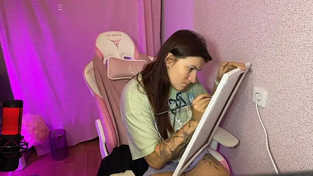 Katrin__kiss's cam snapshot