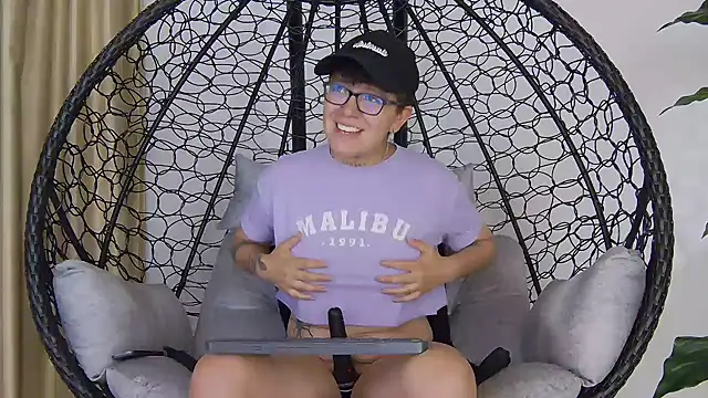 alex_noa's cam snapshot