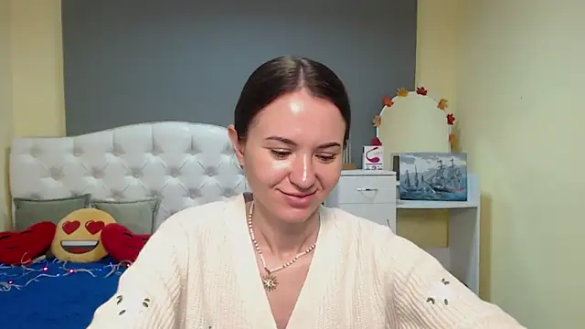 KaraCriegs's cam snapshot