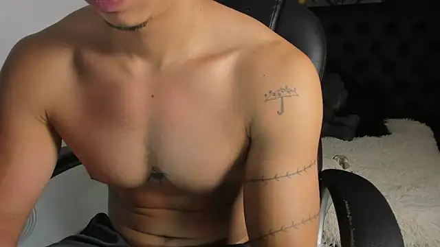 ISAAC_CRYSTON live sex cam