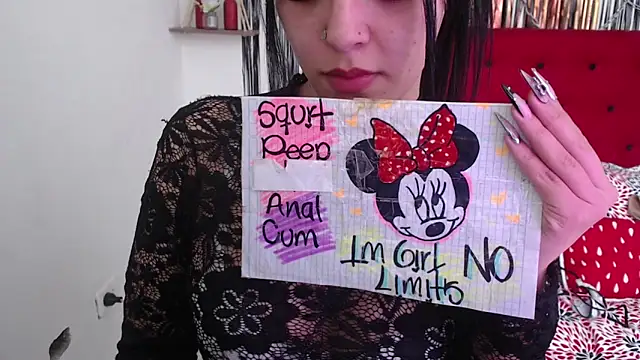 Darkittydoll-15's cam snapshot