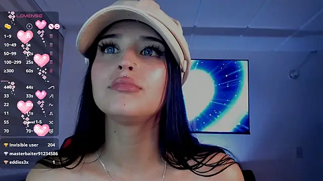 Charlotte_greys's cam snapshot