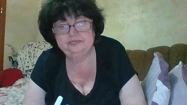 MilaSky5303's cam snapshot