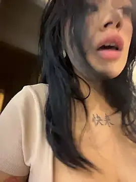 clarachanelricek live sex cam