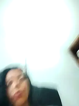 Luianna's cam snapshot