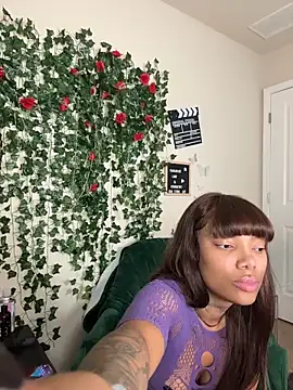 butterflybootyy's cam snapshot