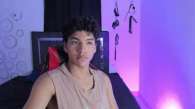 Maximiliano_Khalil live sex cam