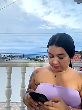 Pretty_Isadora's cam snapshot