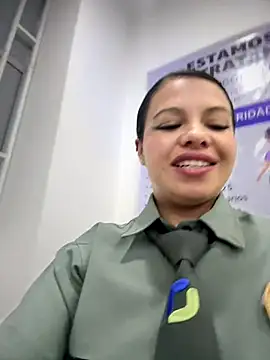 Ariana-07 live sex cam