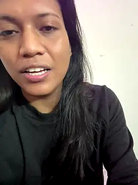 DarlingJenny22 live sex cam