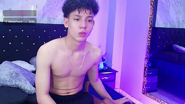 JoseLucian live sex cam