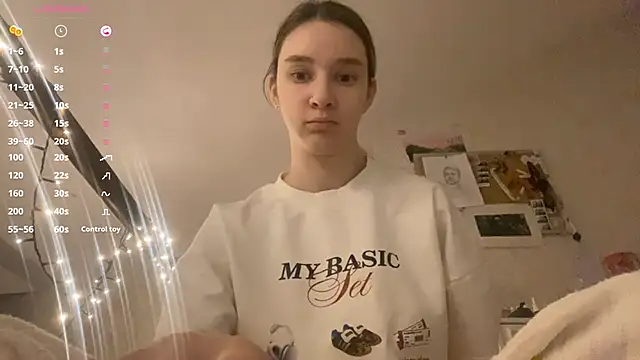 DanaCore live sex cam