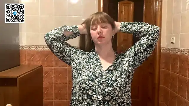 MaroonMoon_'s cam snapshot