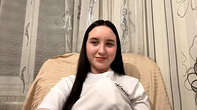 DaisyMolly's cam snapshot