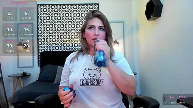 Melanie_silver_'s cam snapshot