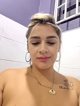 NicoleDiior's cam snapshot