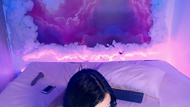 ChloePetite_0's cam snapshot