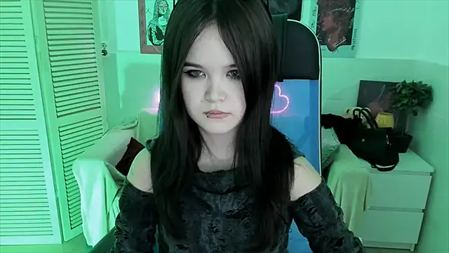 Elainebeness live sex cam