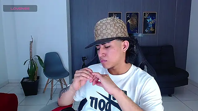 jeipyhot_21_'s cam snapshot