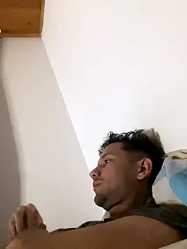 Michaell_Spinelly's cam snapshot