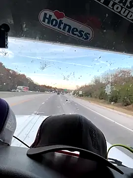 krash_n_babi live sex cam