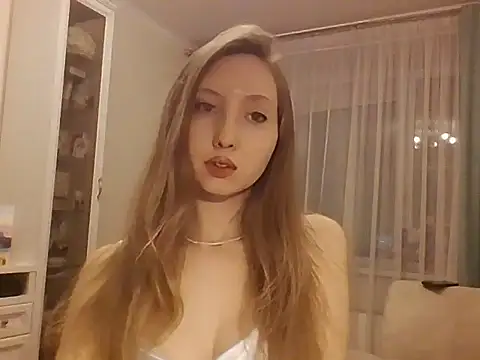 Auraleya's cam snapshot