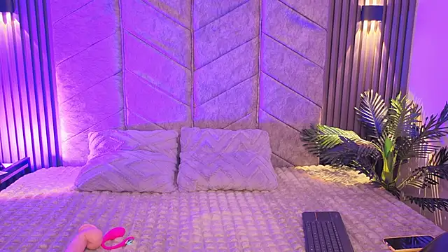 AuroraLanee_'s cam snapshot