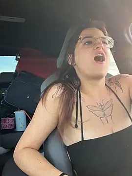 SafeinouterSpace's cam snapshot