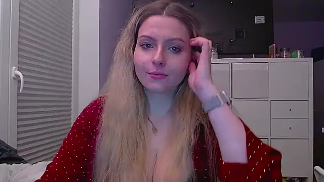 BritneySensual's cam snapshot