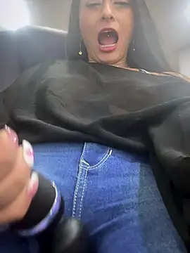 _Bella-Office1's cam snapshot