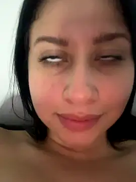 lucy_grey25's cam snapshot