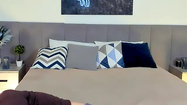 SugarWhisper's cam snapshot