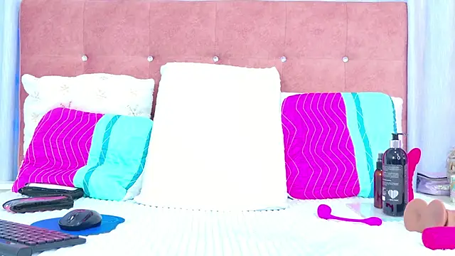 AlliciaKim's cam snapshot