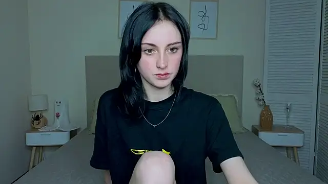 Little_moly999's cam snapshot